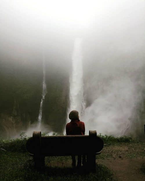 Wasserfall Mädchens Catarata del Toro