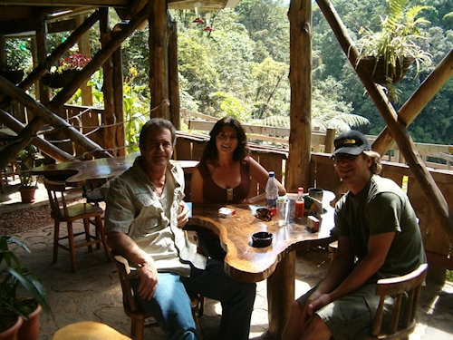 Linda menina catarata del toro